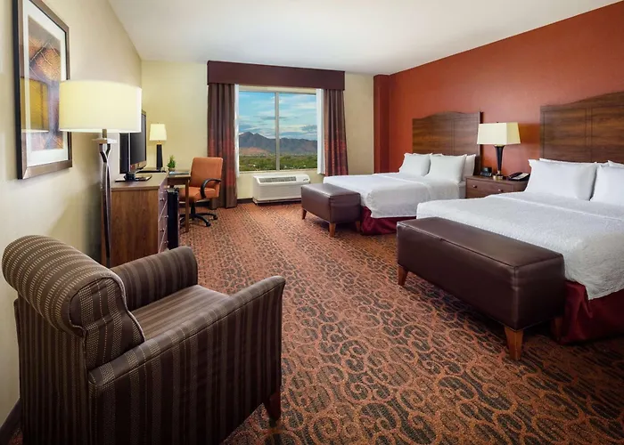 Hotel Hampton & At Talking Stick