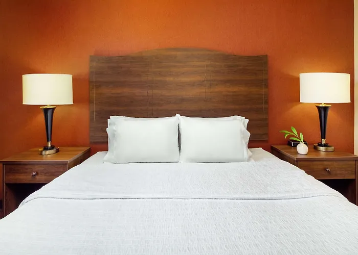 Hotel Hampton & At Talking Stick Scottsdale